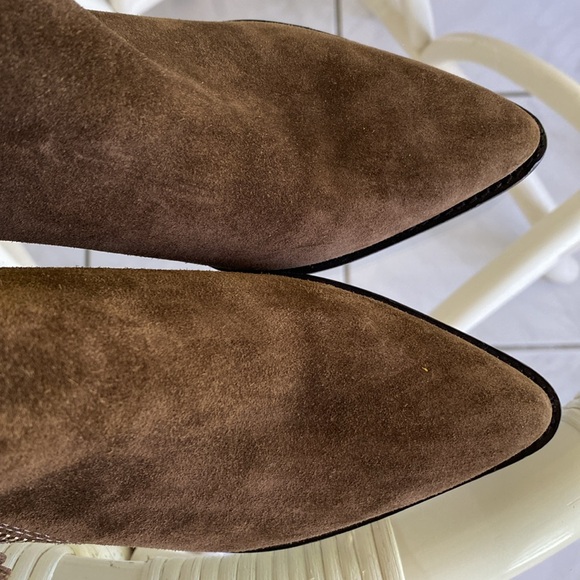 Sigerson Morrison Women’s Hannah Pointed Toe Western Suede Ankle Booties - Picture 5 of 8